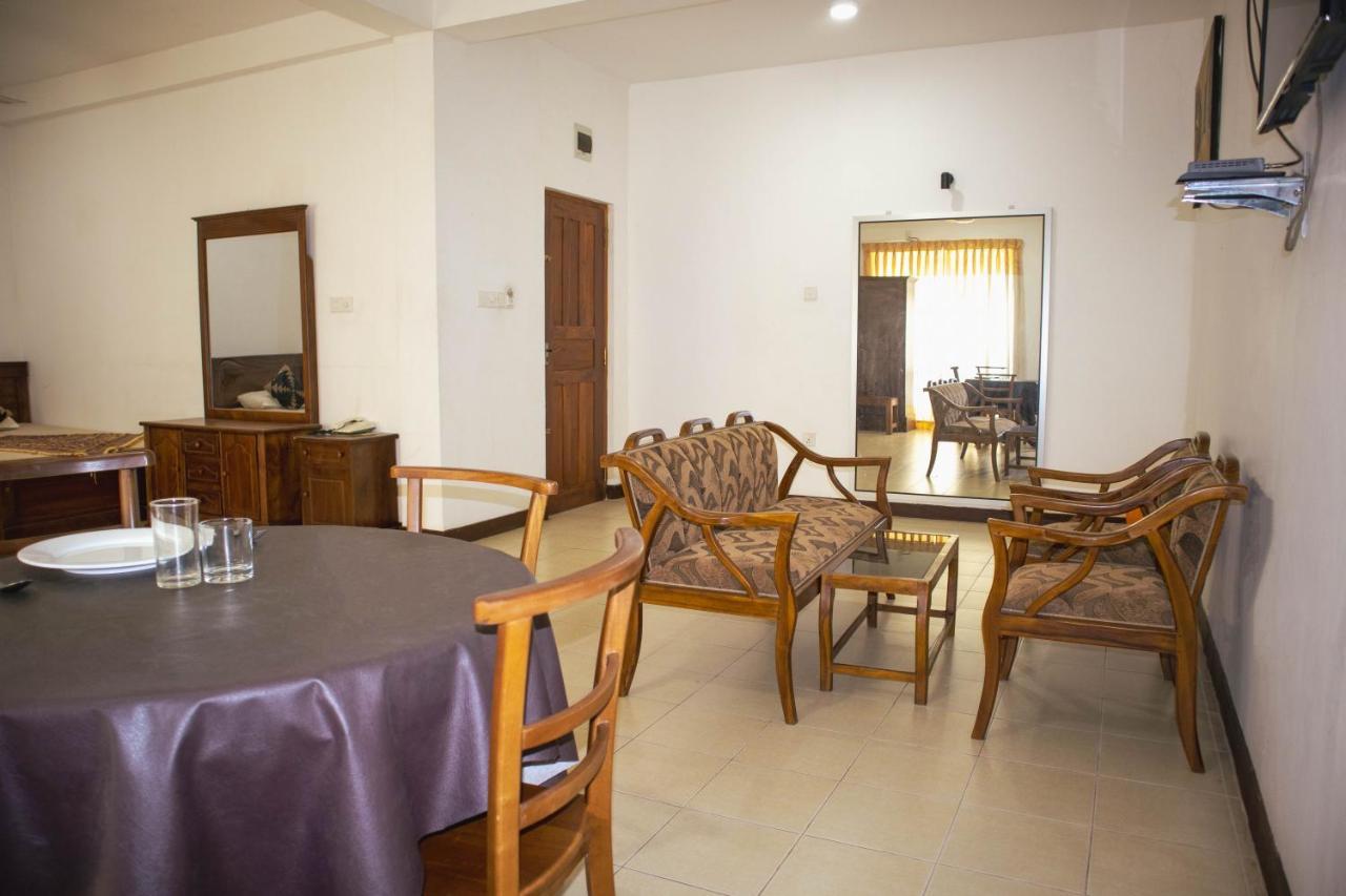 Chamaya Holiday Inn Balangoda Esterno foto