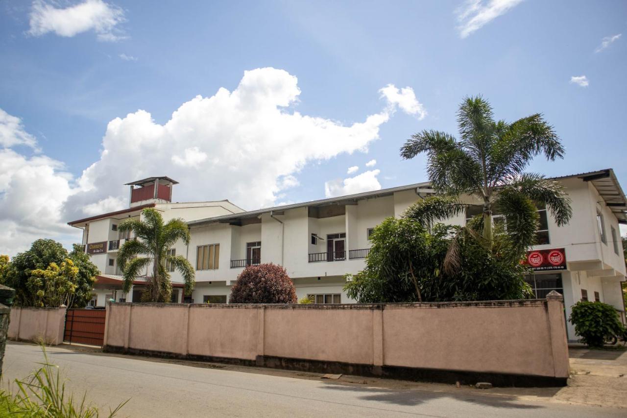 Chamaya Holiday Inn Balangoda Esterno foto